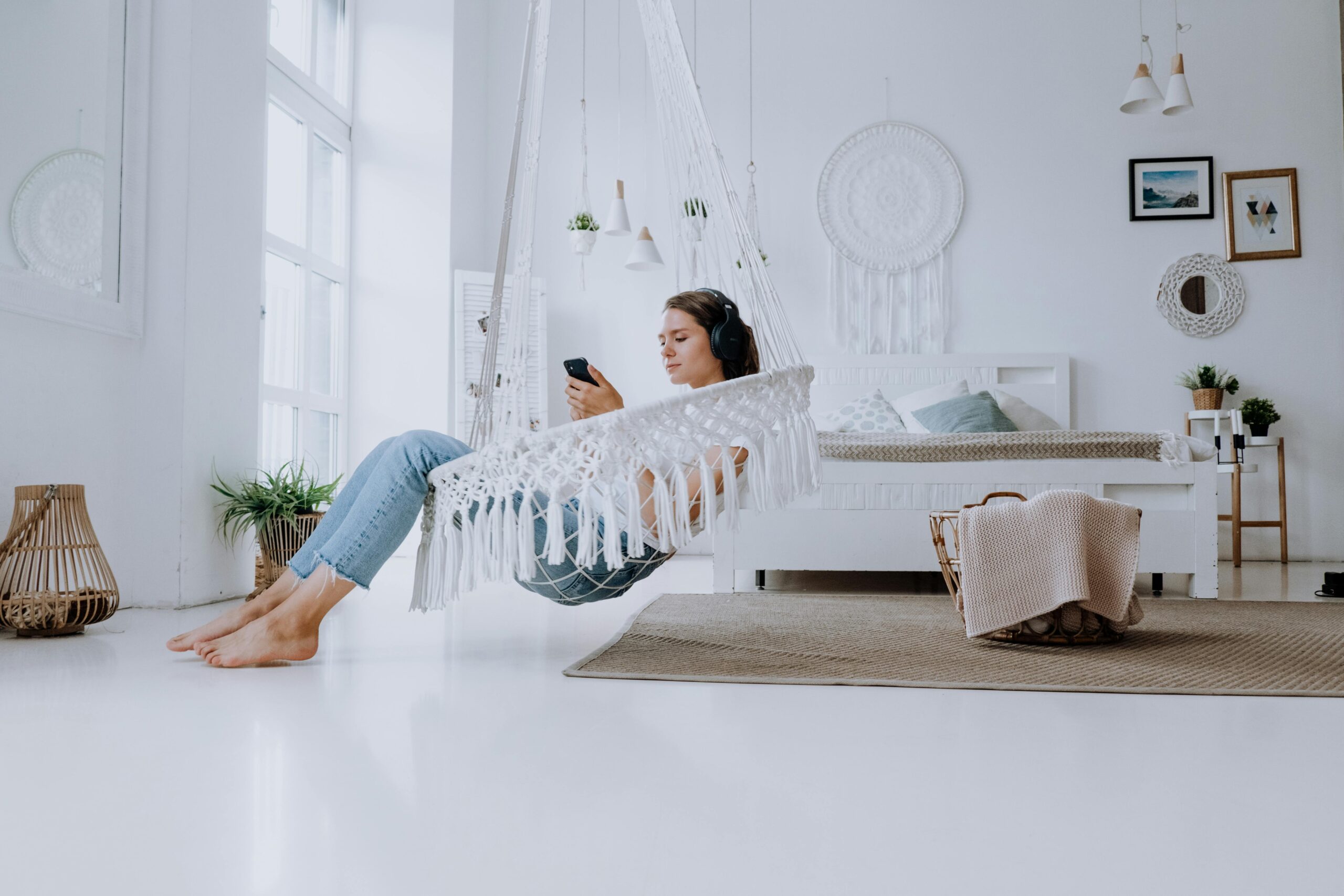 relaxed person because his house is clean